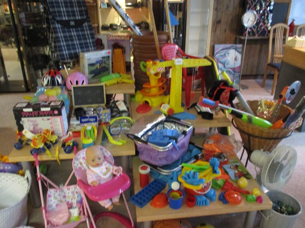 Kringloopwinkel De Hofstad opent de deuren