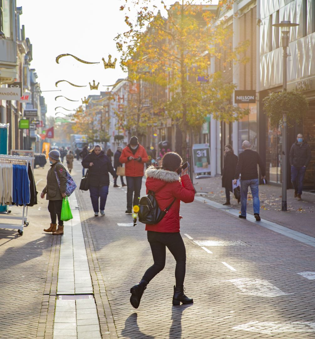 Feestelijk bedankje voor ‘goedparkeerders’ in de binnenstad