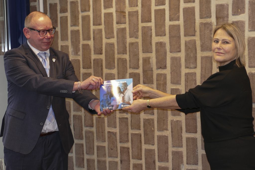 Ervaringen van vrijwilligers en gezinnen in boekje Stimenz Home-Start