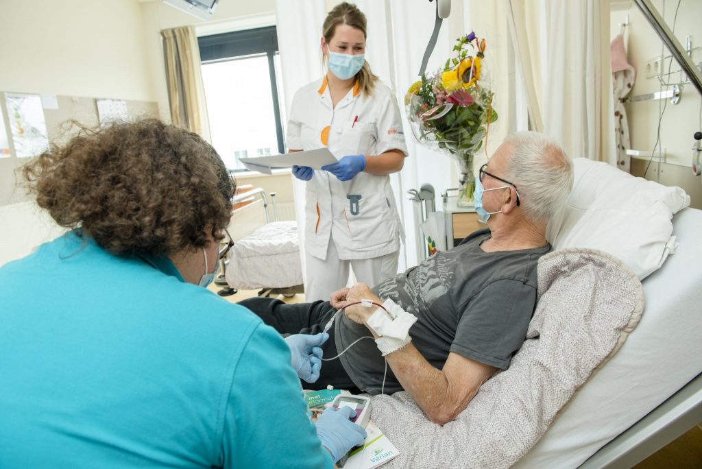 Zorg thuis voor patiënten met hartfalen door unieke samenwerking tussen Gelre en Vérian