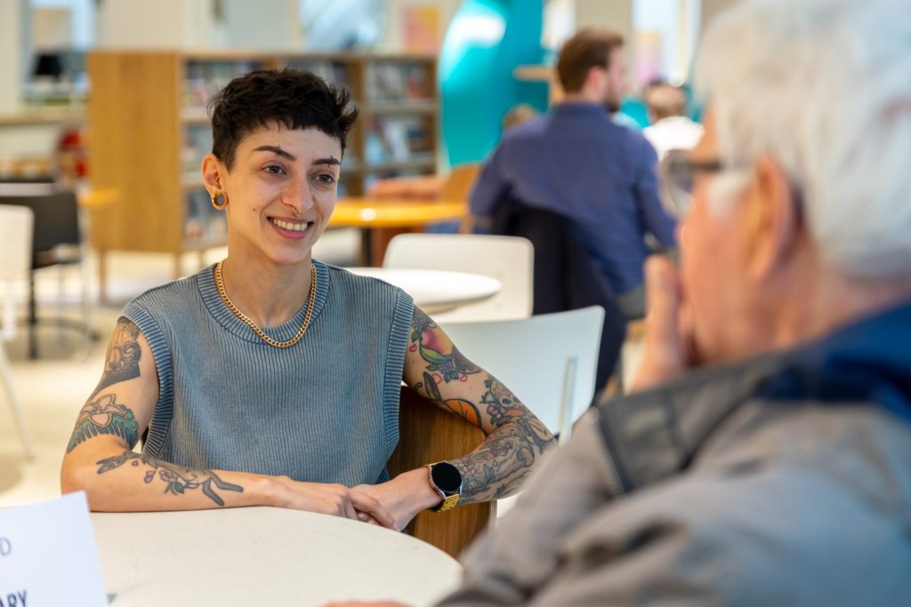 ‘Durf jij het gesprek aan te gaan met je vooroordeel?’