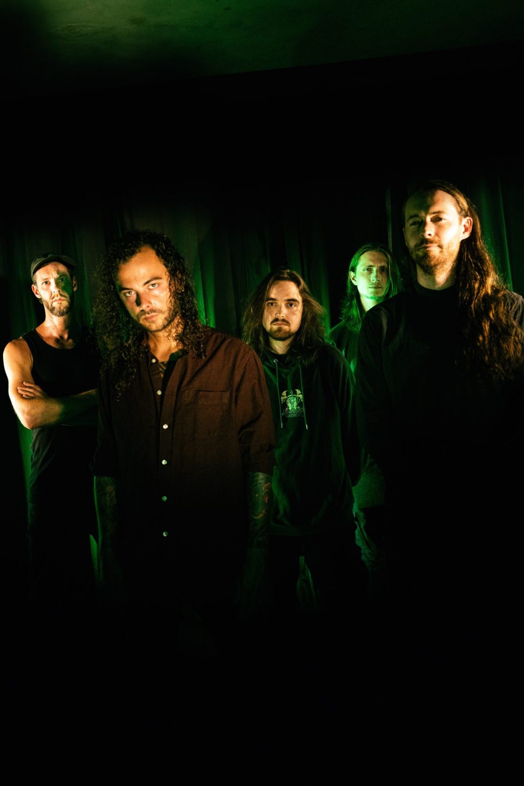 Hedendaagse metalband Autarkh treedt op in GIGANT