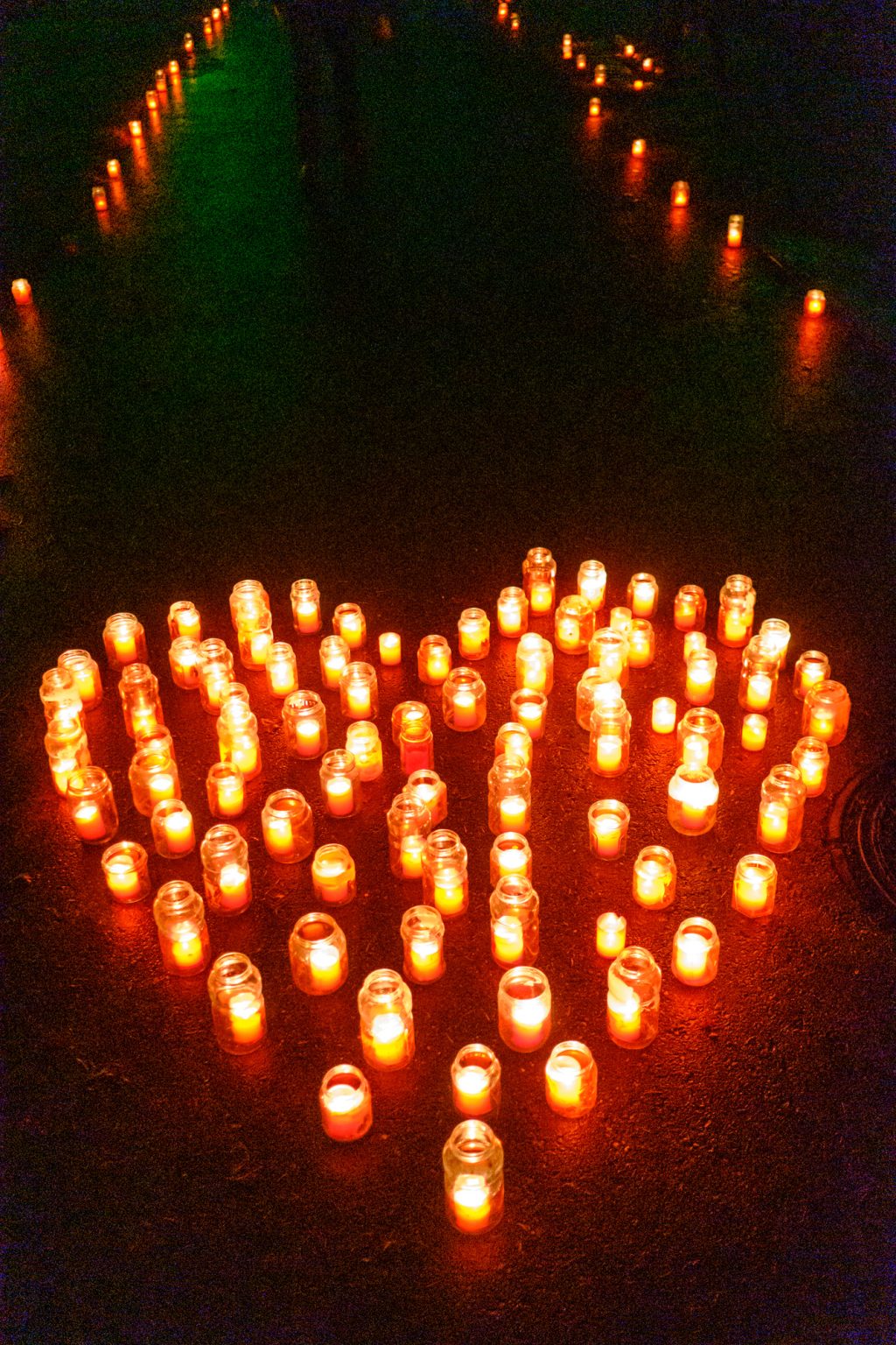 Wereldlichtjesdag in Apeldoorn: samen een lichtpunt in de donkere decembermaand